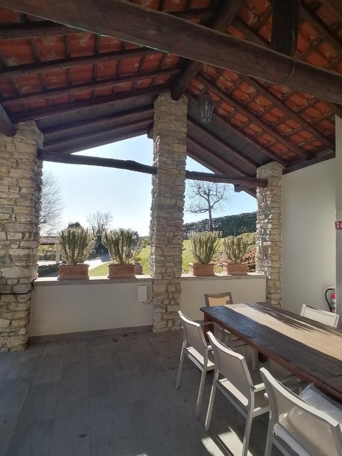 Albese Con Cassano Casale Raffaello B&B Como المظهر الخارجي الصورة