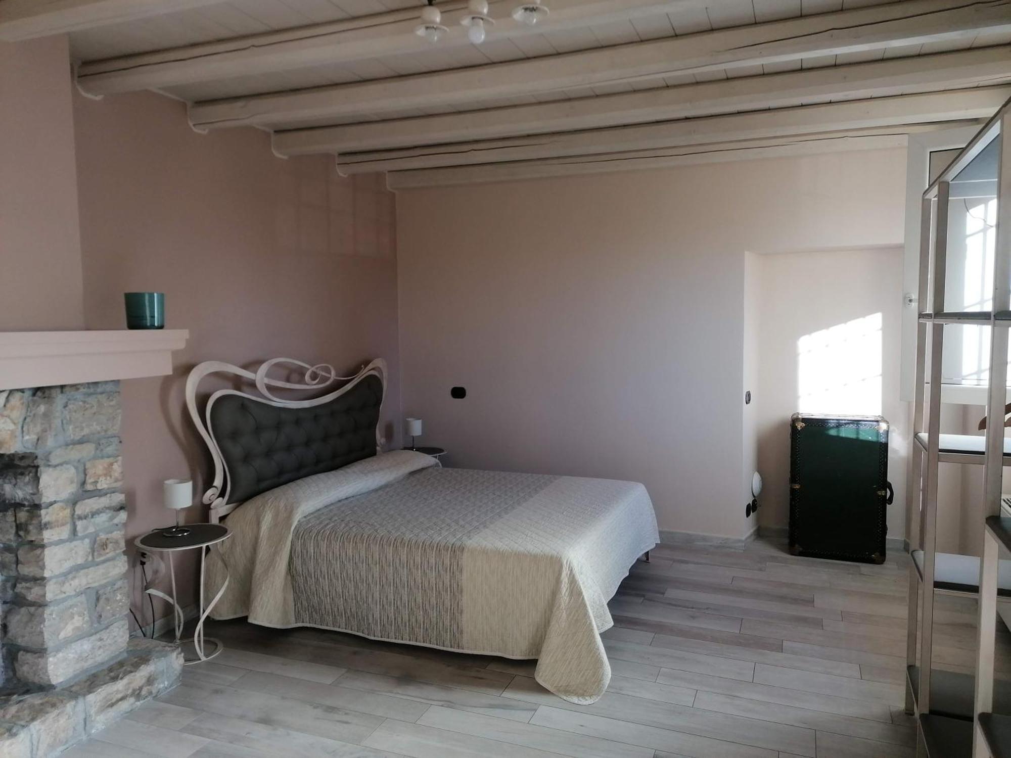 Albese Con Cassano Casale Raffaello B&B Como المظهر الخارجي الصورة